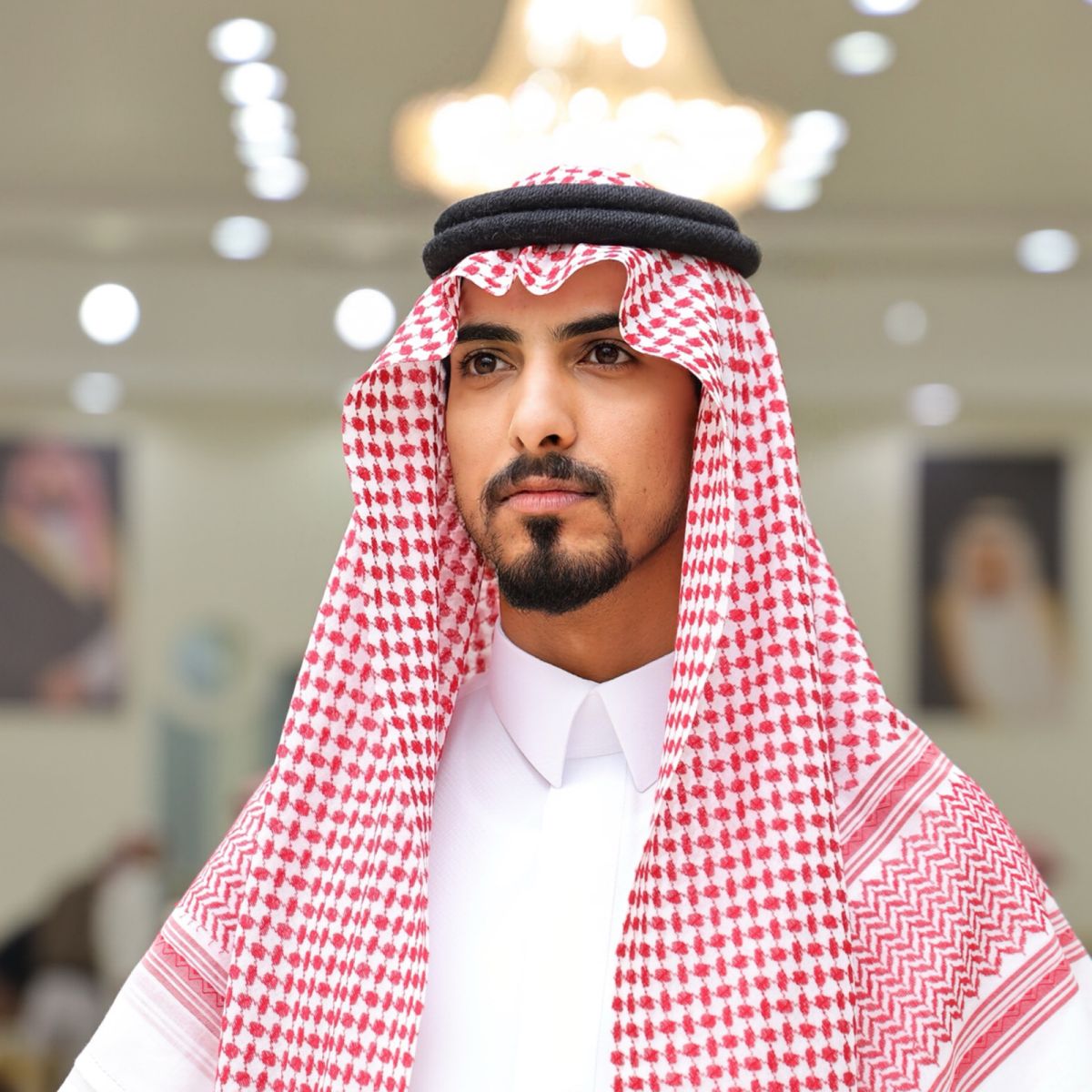 عزيز