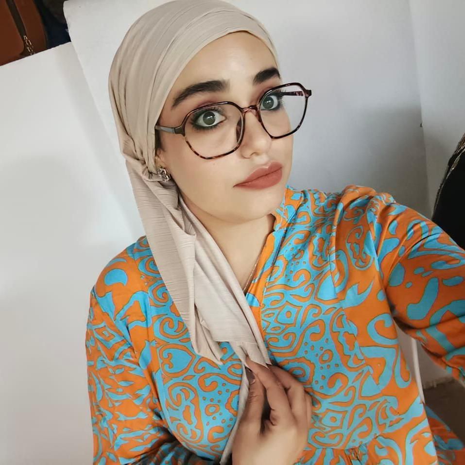 Amna