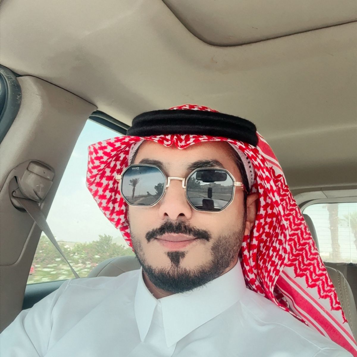 عز