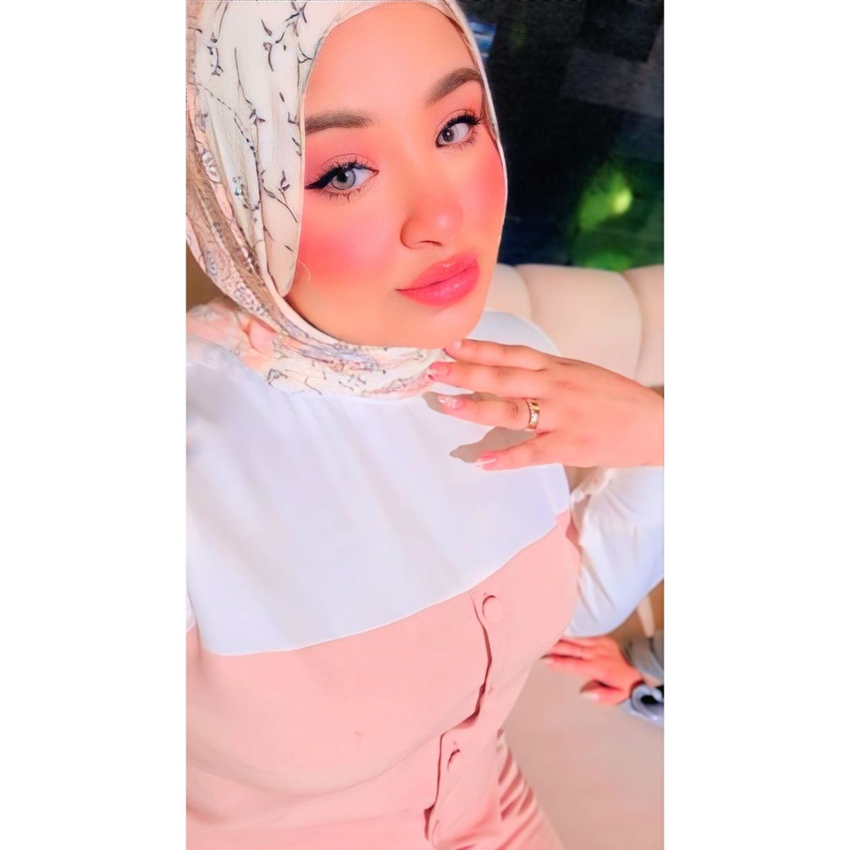 مونه