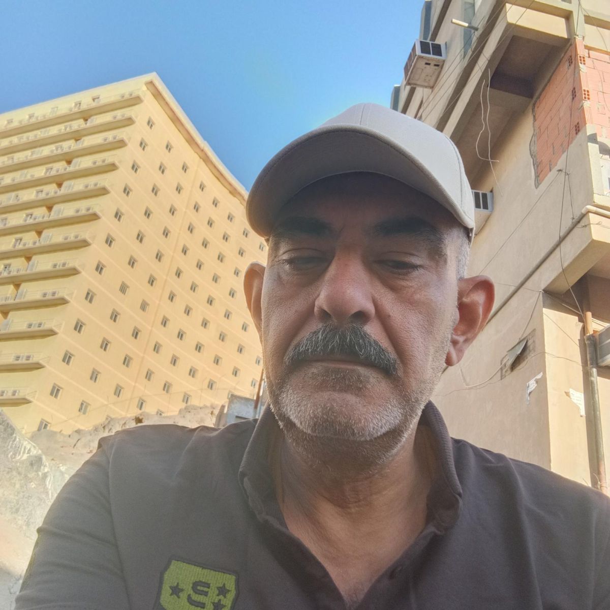 Essam