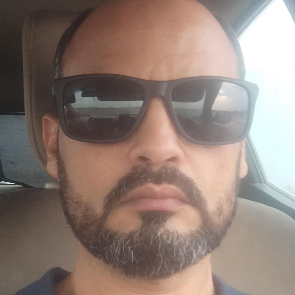 علي
