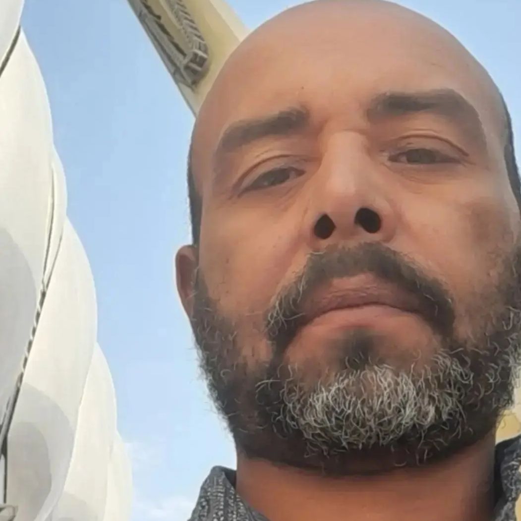 عايز سبيل