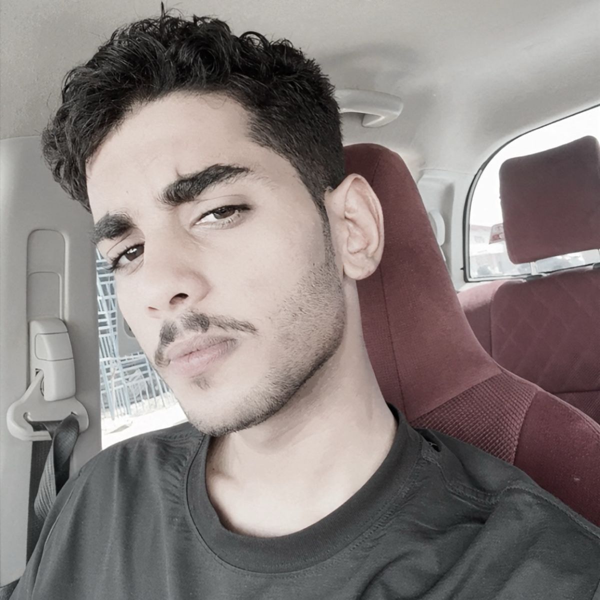 عواض